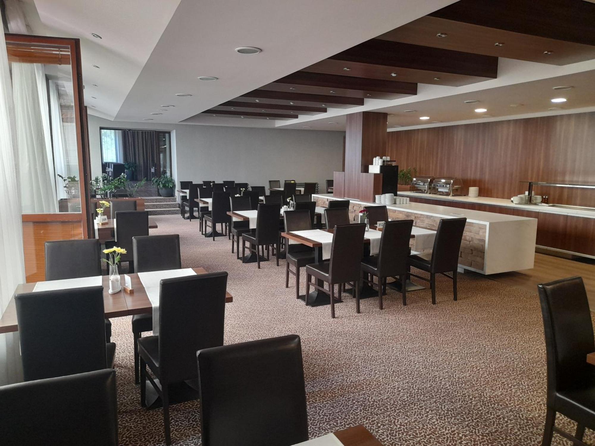 特玛尔酒店 维尼 外观 照片